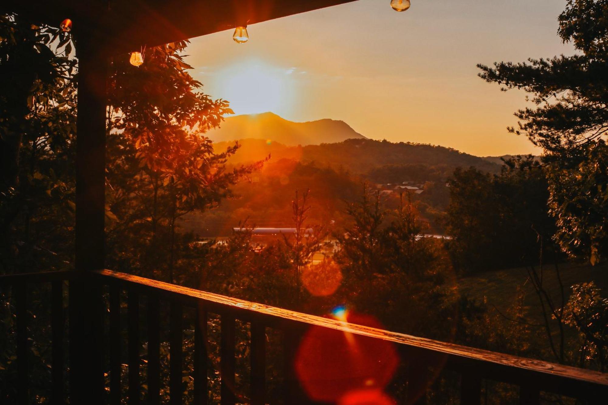 鸽子谷Bluff Mountain View别墅 外观 照片